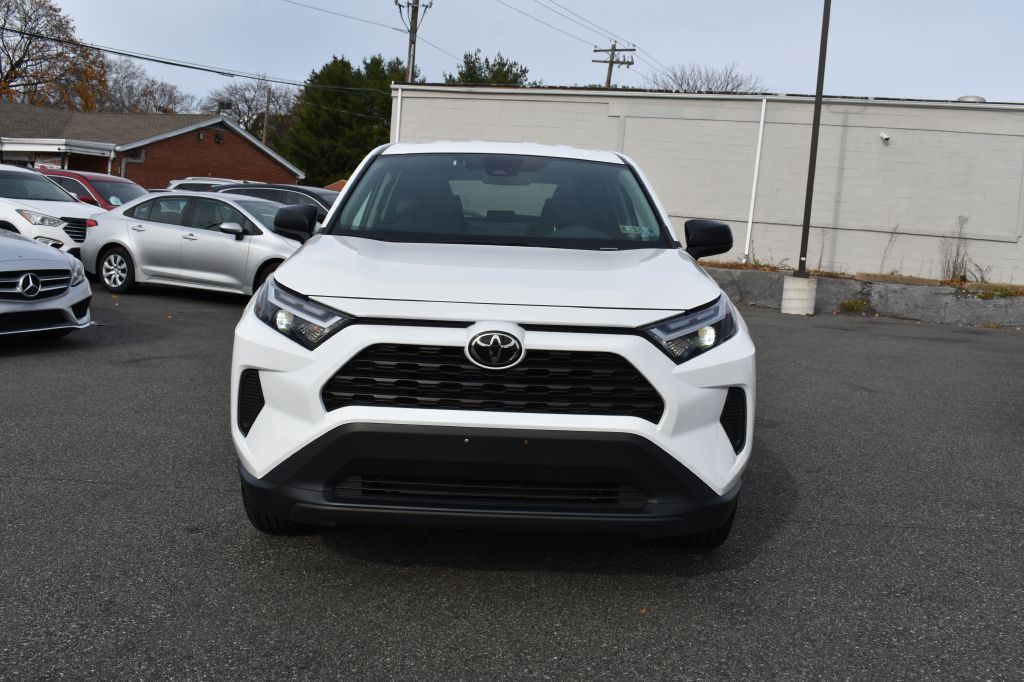 2024 Toyota Rav4 Image 2