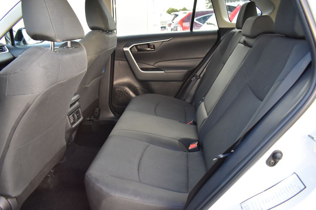 2024 Toyota Rav4 Image 17