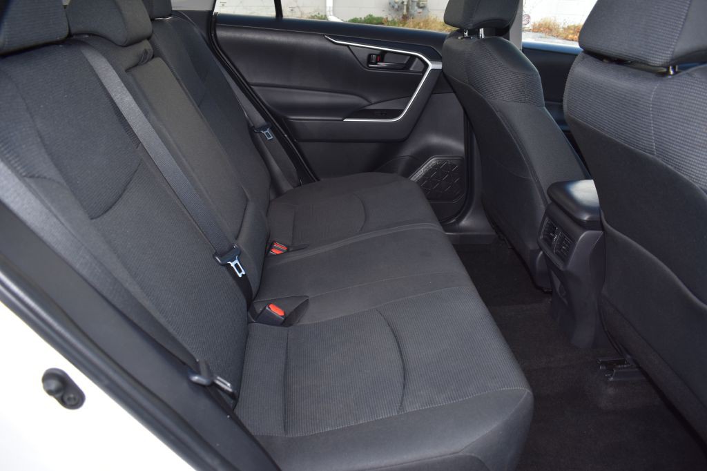 2024 Toyota Rav4 Image 18