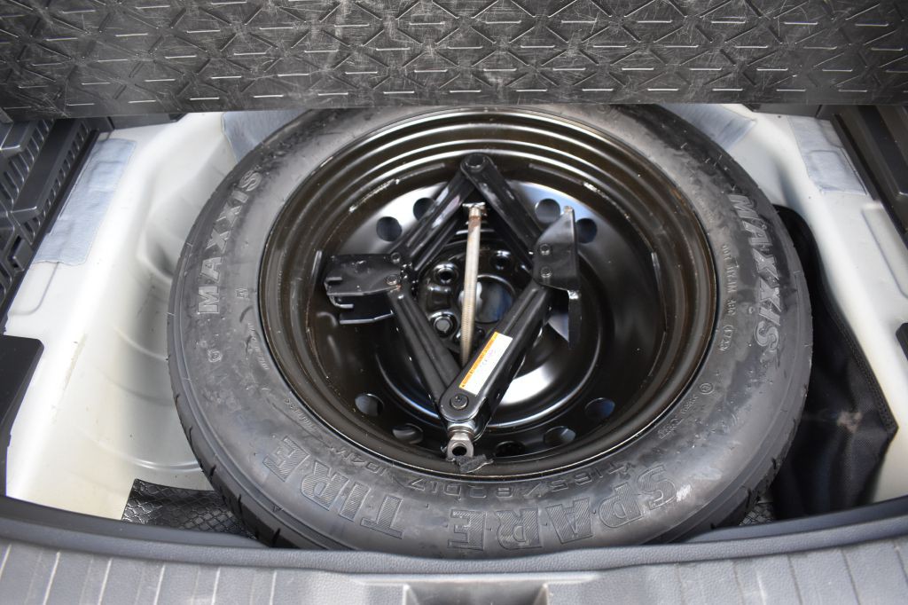 2024 Toyota Rav4 Image 25