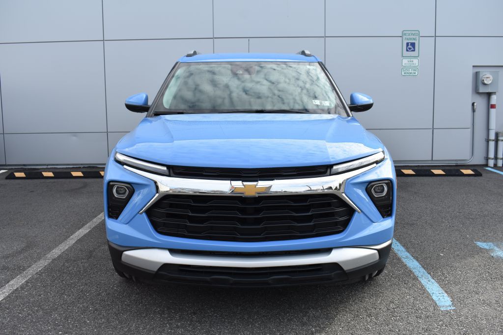 2024 Chevrolet Trailblazer Image 2