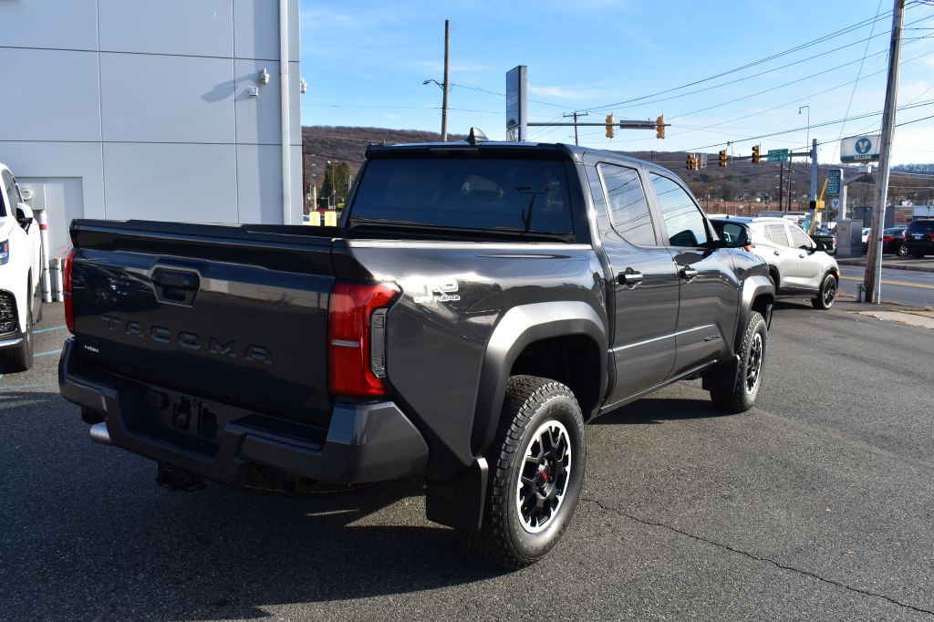 2025 Toyota Tacoma Image 5