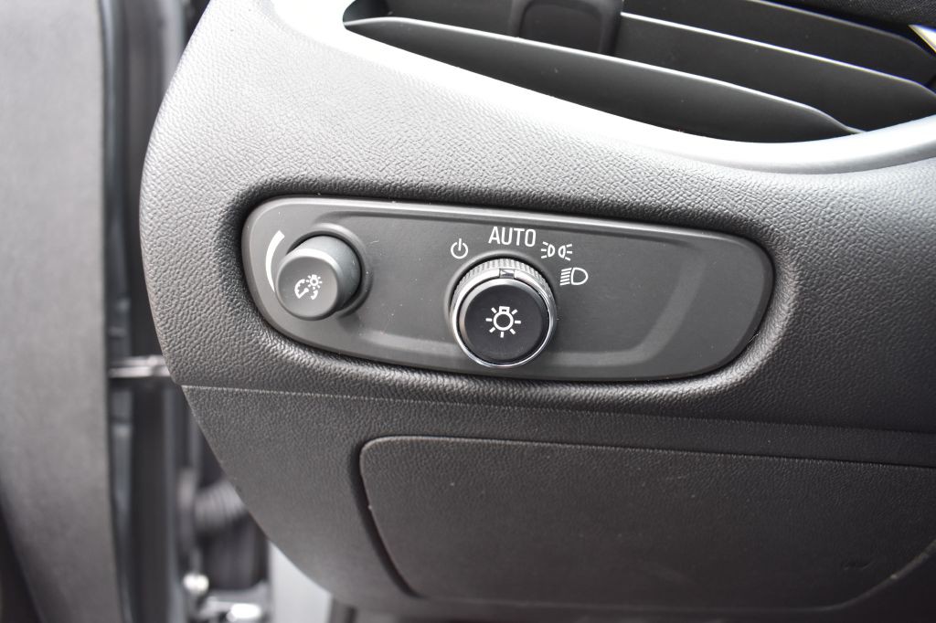 2023 Chevrolet Malibu Image 18