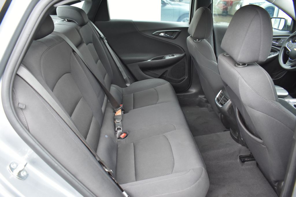 2023 Chevrolet Malibu Image 16