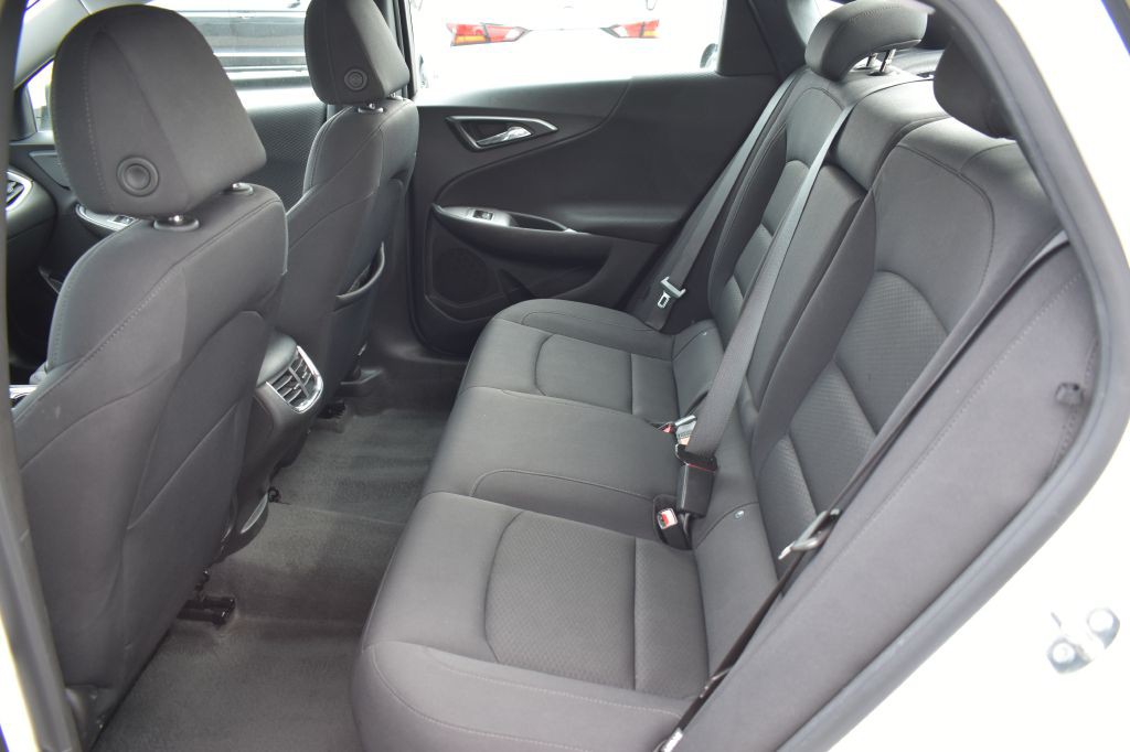 2024 Chevrolet Malibu Image 16