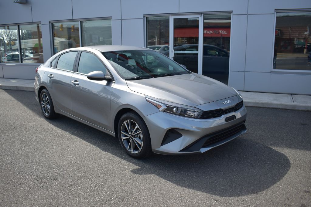 2024 Kia Forte Image 4