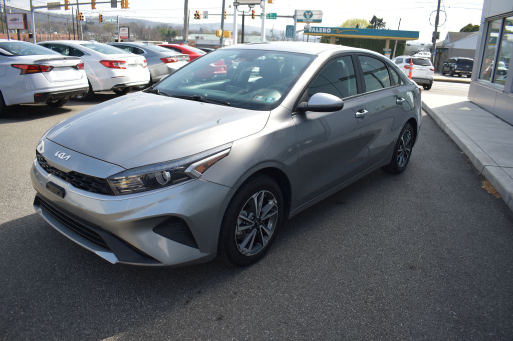 2024 Kia Forte Image 7