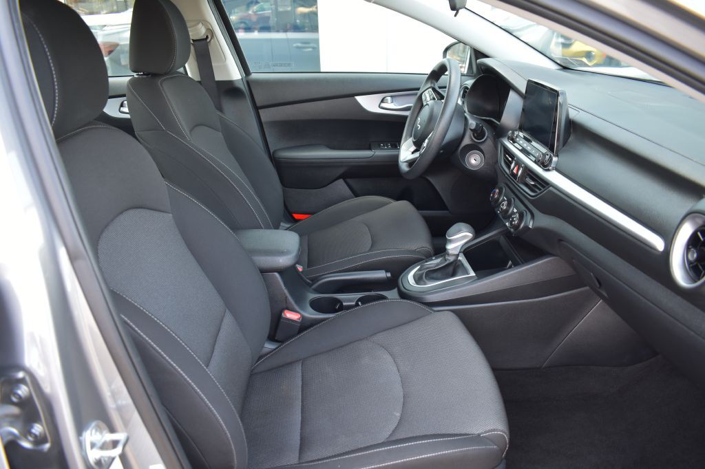 2024 Kia Forte Image 18