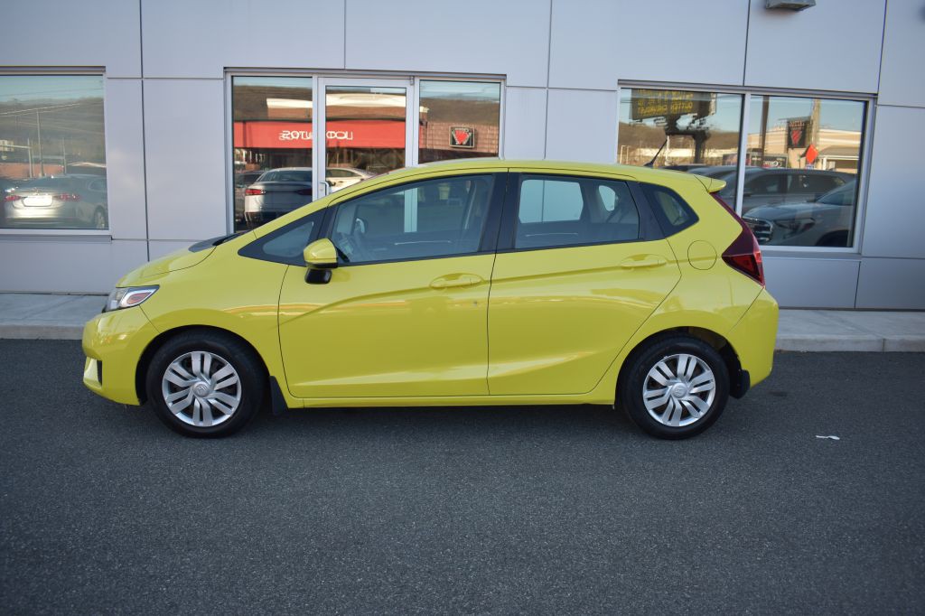 2015 Honda Fit Image 3