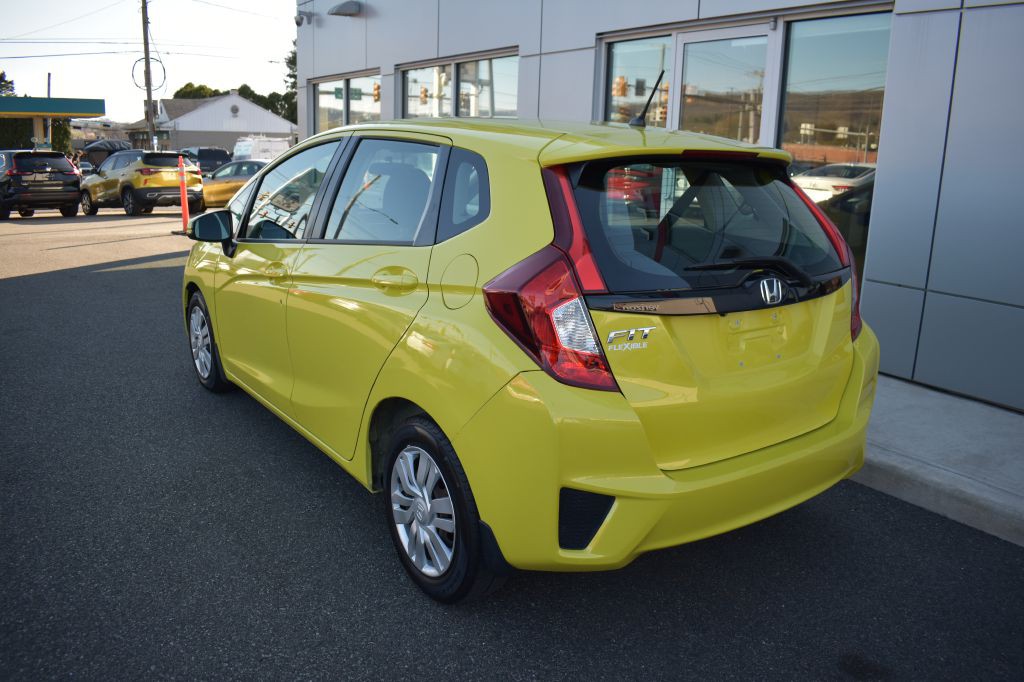 2015 Honda Fit Image 5