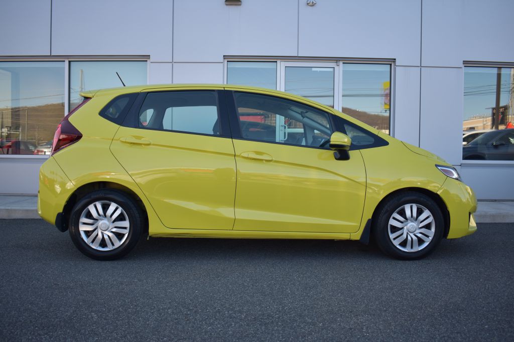2015 Honda Fit Image 6