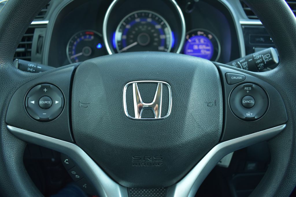 2015 Honda Fit Image 17