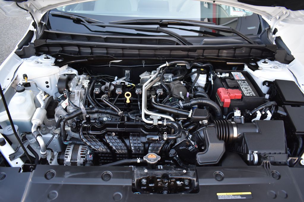 2025 Nissan Altima Image 11