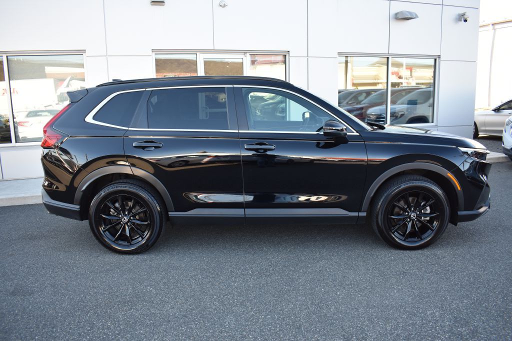2025 Honda CR-V Image 3