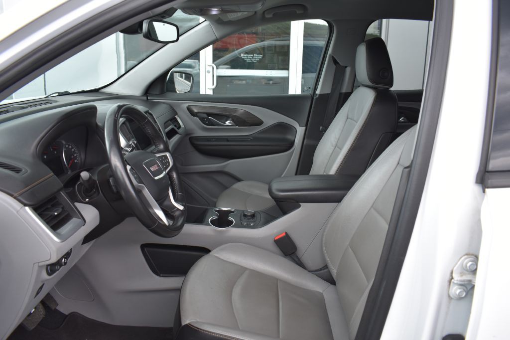 2020 GMC Terrain Image 13