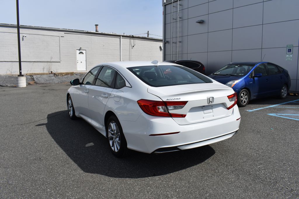2020 Honda Accord Image 8