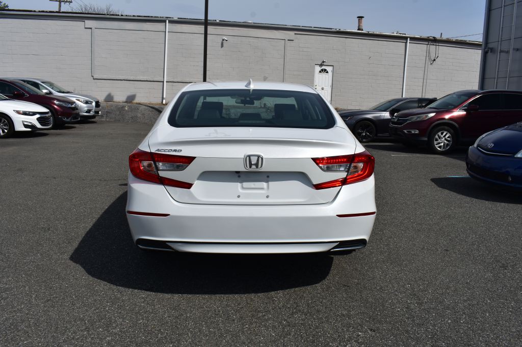 2020 Honda Accord Image 9