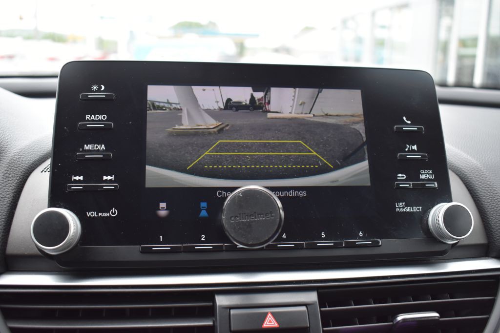 2020 Honda Accord Image 17