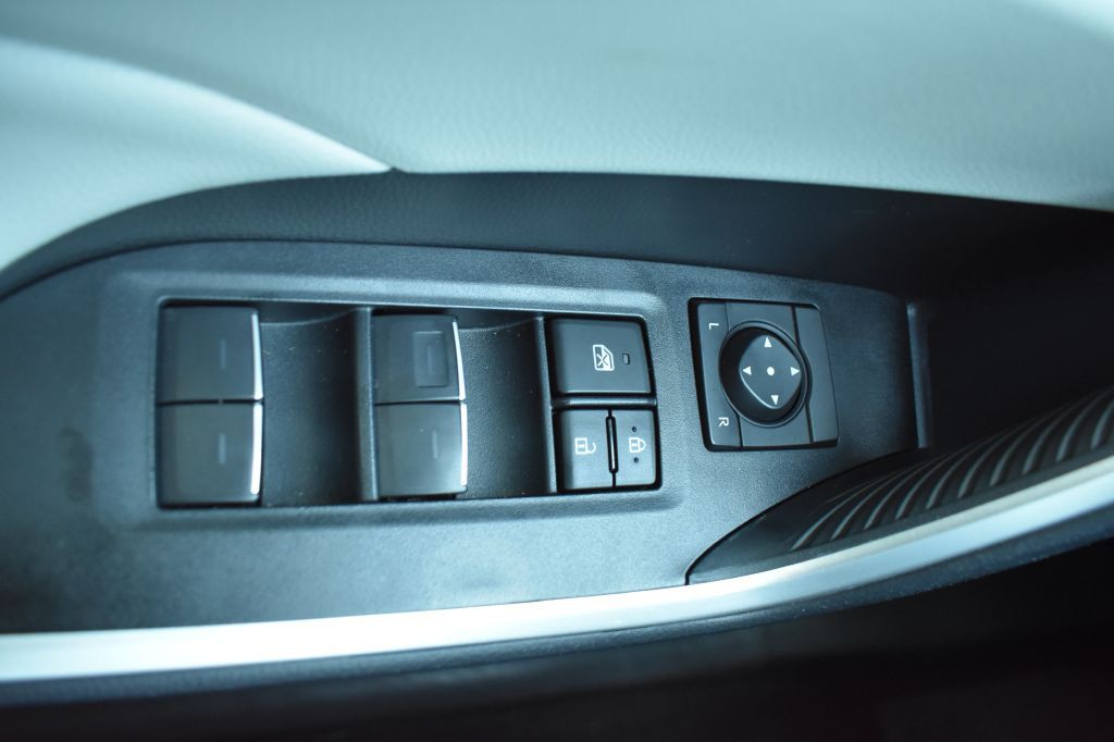 2024 Toyota Rav4 Image 18