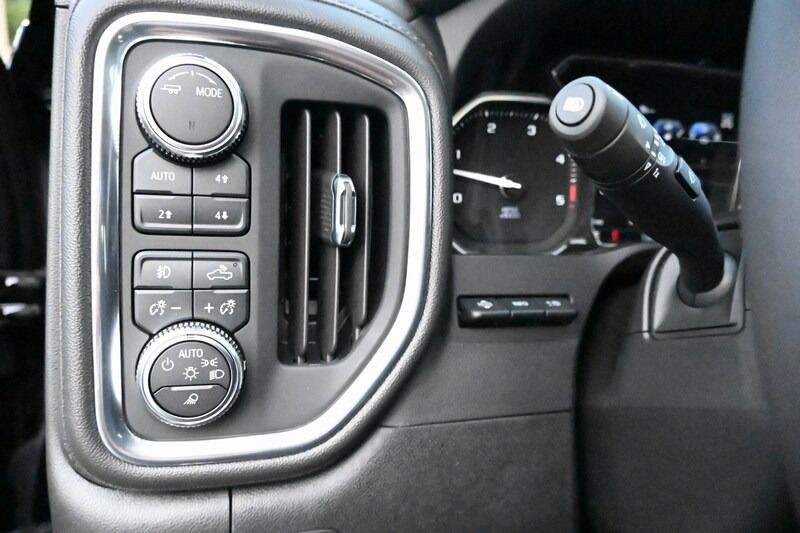 2022 GMC Sierra 3500 Image 29