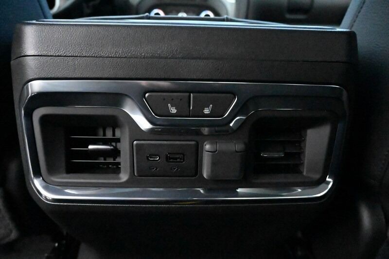 2022 GMC Sierra 3500 Image 36