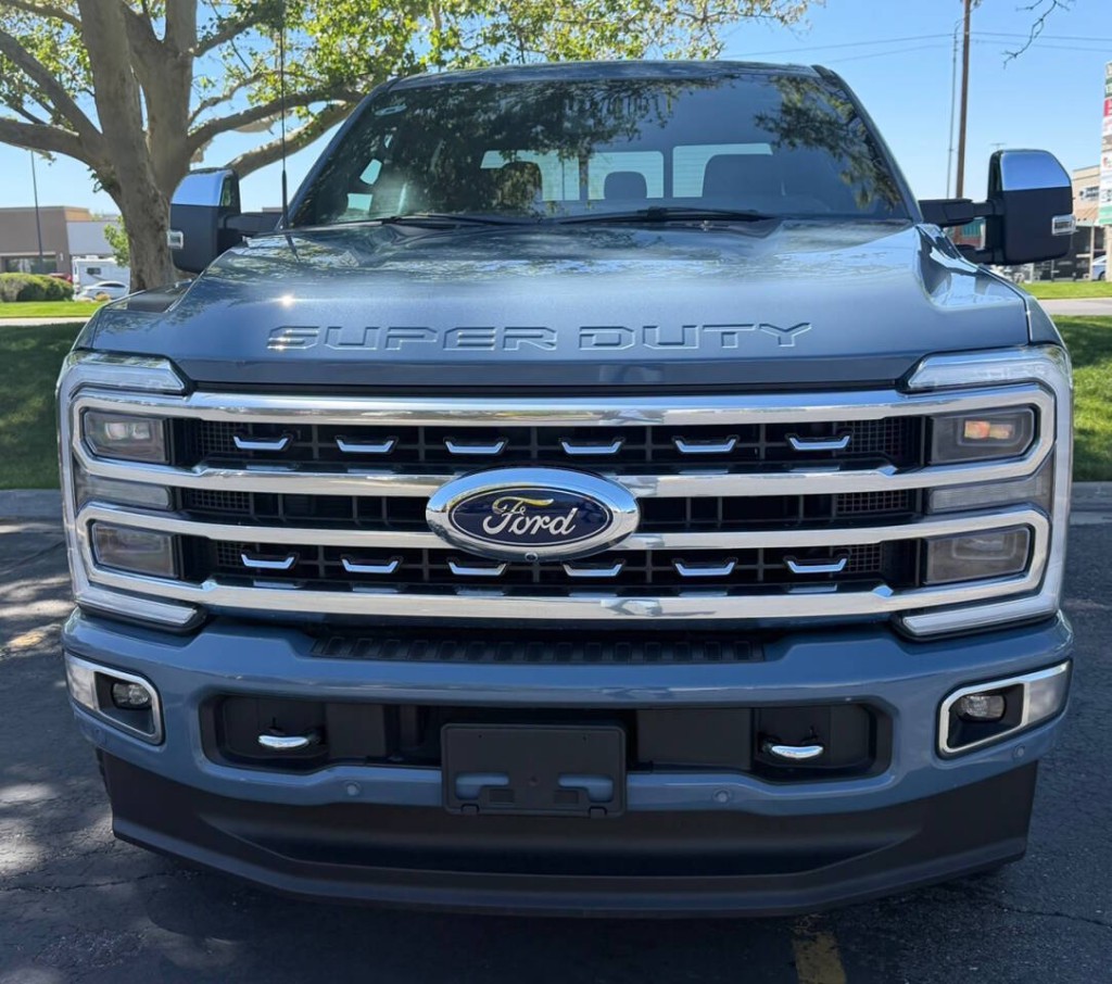 2023 Ford F-350 Image 3