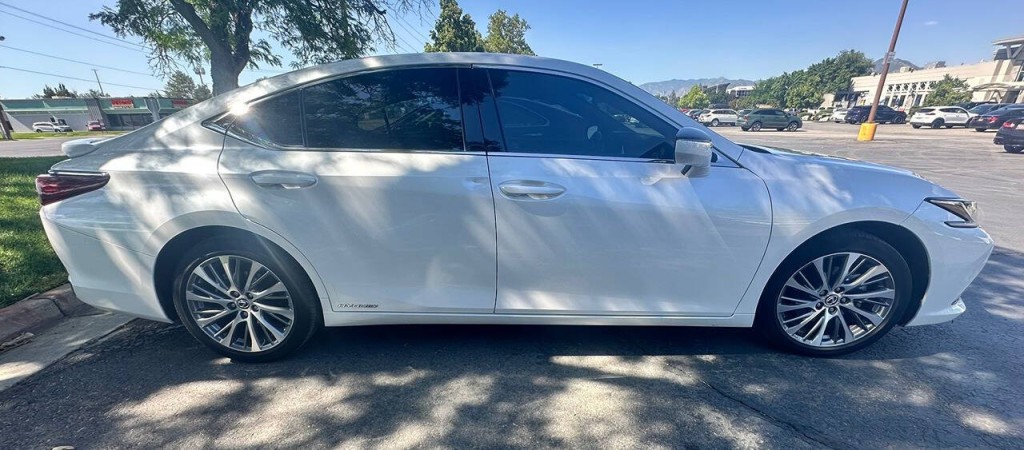 2021 Lexus ES 300 Image 5
