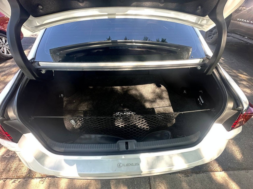2021 Lexus ES 300 Image 26