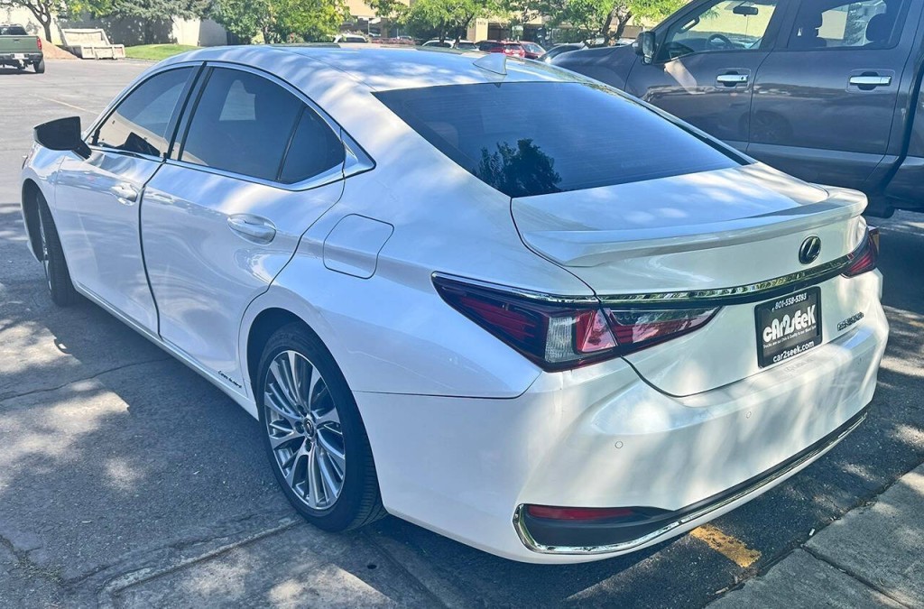 2021 Lexus ES 300 Image 8