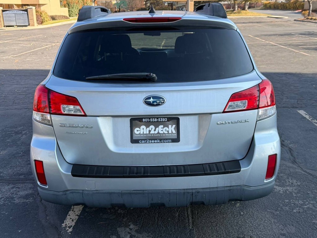 2014 Subaru Outback Image 4