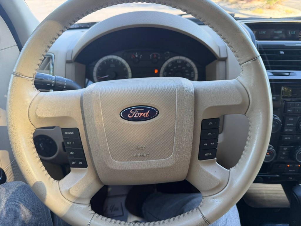 2008 Ford Escape Image 15