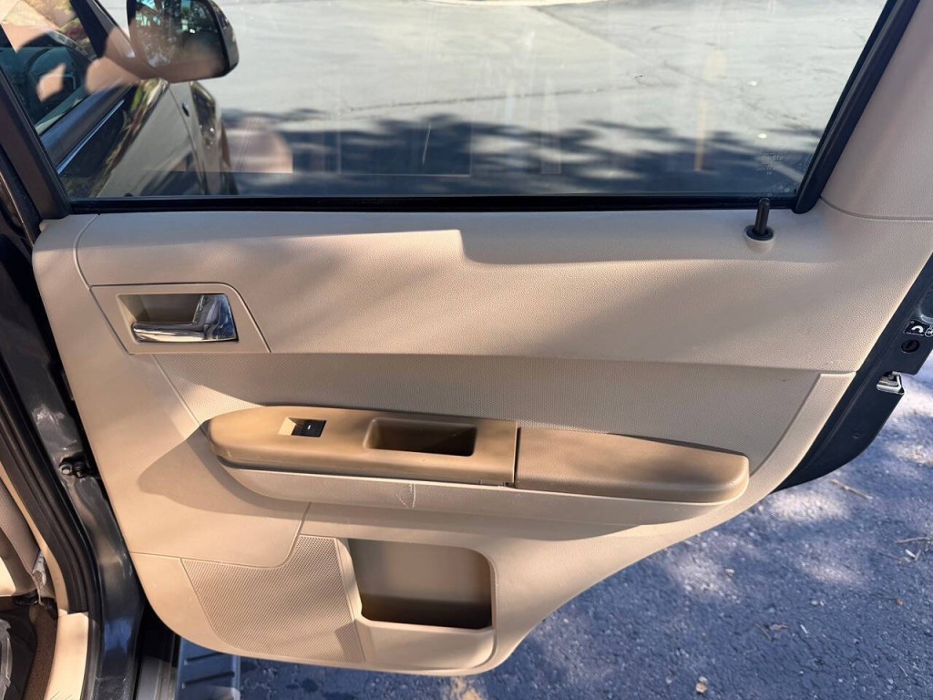 2008 Ford Escape Image 23