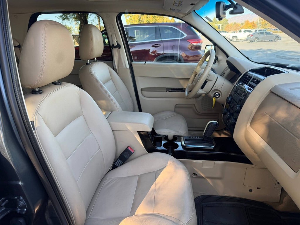 2008 Ford Escape Image 24