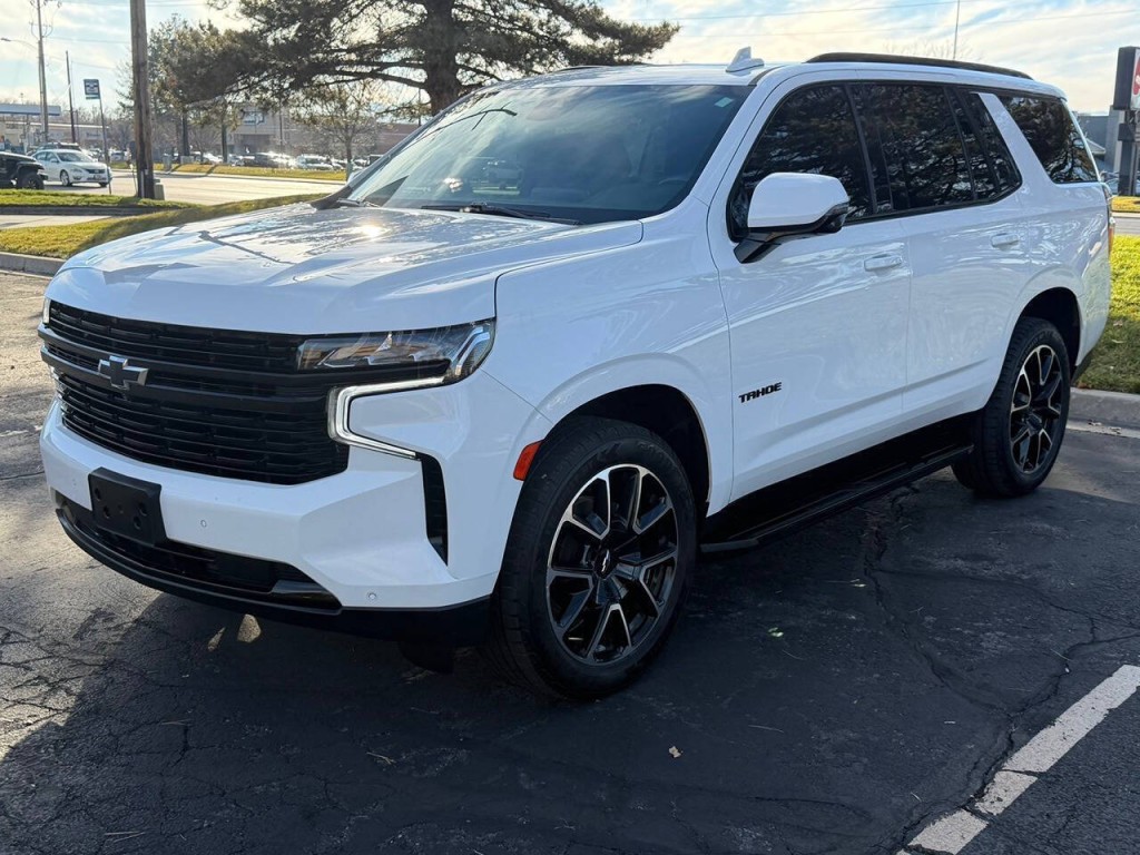 2023 Chevrolet Tahoe Image 3