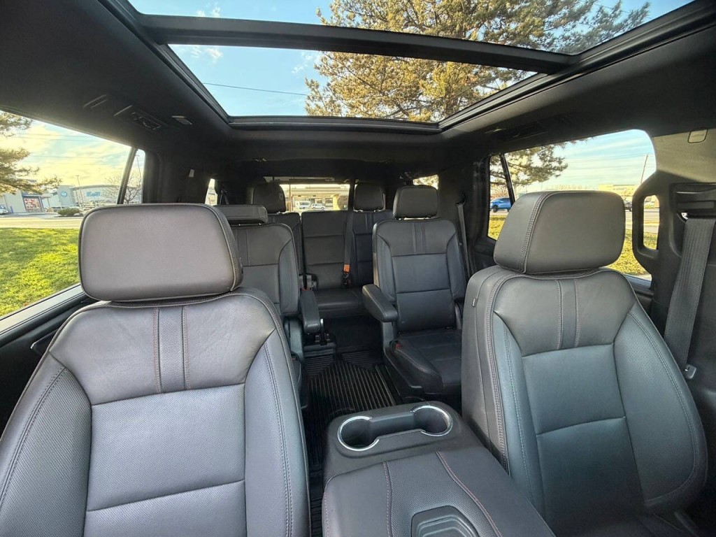 2023 Chevrolet Tahoe Image 32