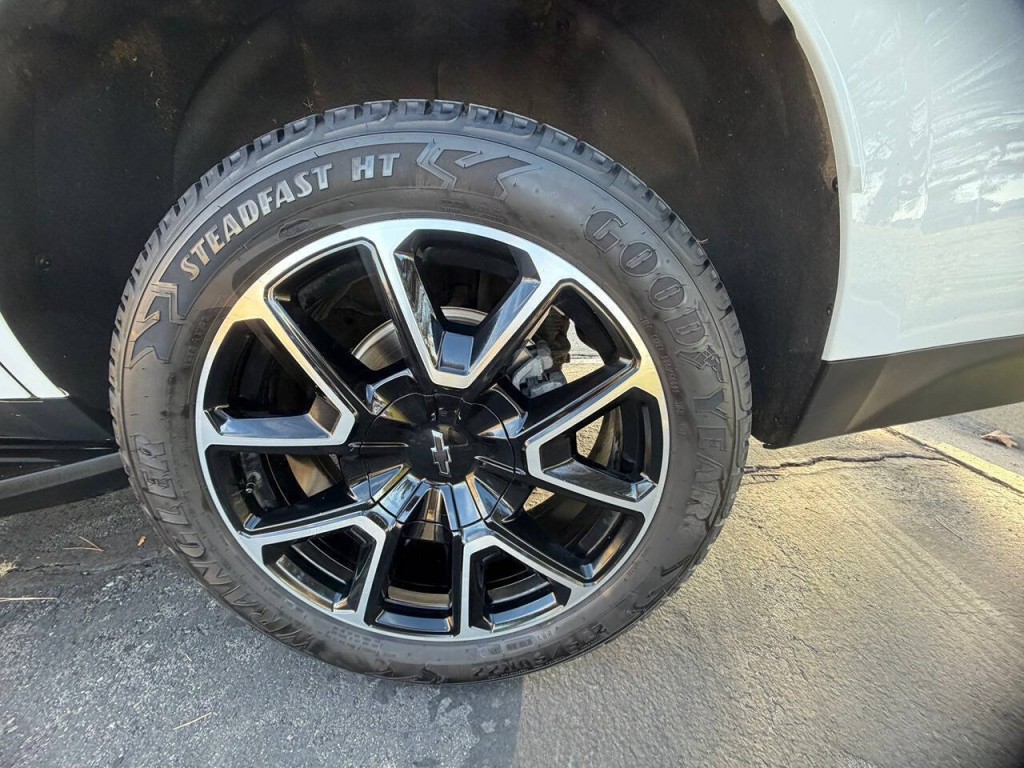 2023 Chevrolet Tahoe Image 35