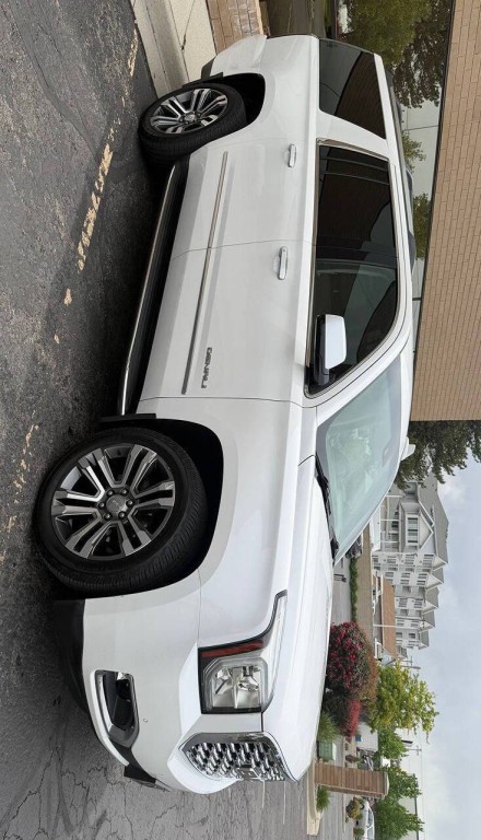 2018 GMC Yukon Image 8