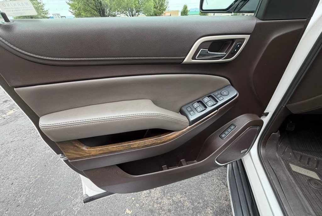 2018 GMC Yukon Image 12