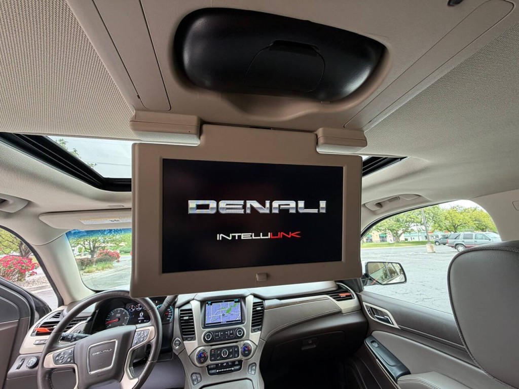 2018 GMC Yukon Image 21