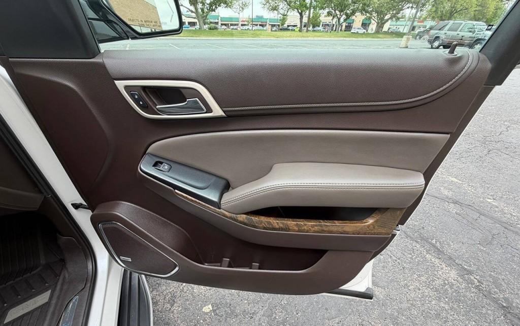 2018 GMC Yukon Image 32