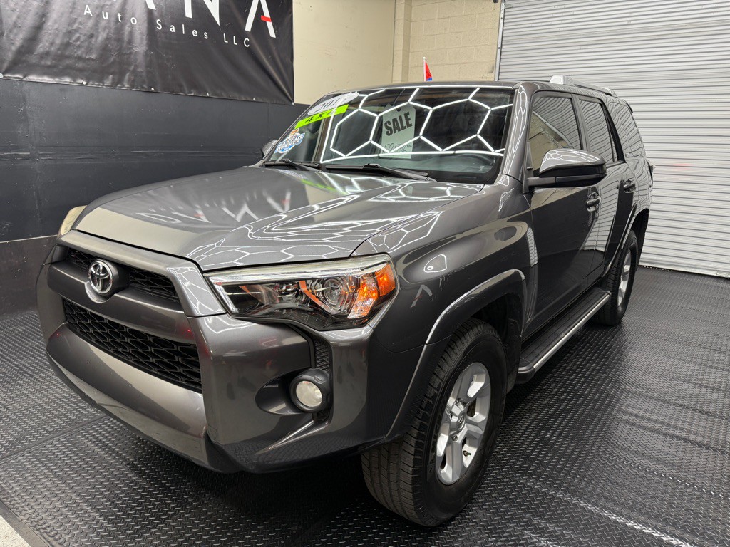 2015 Toyota 4Runner Image 2