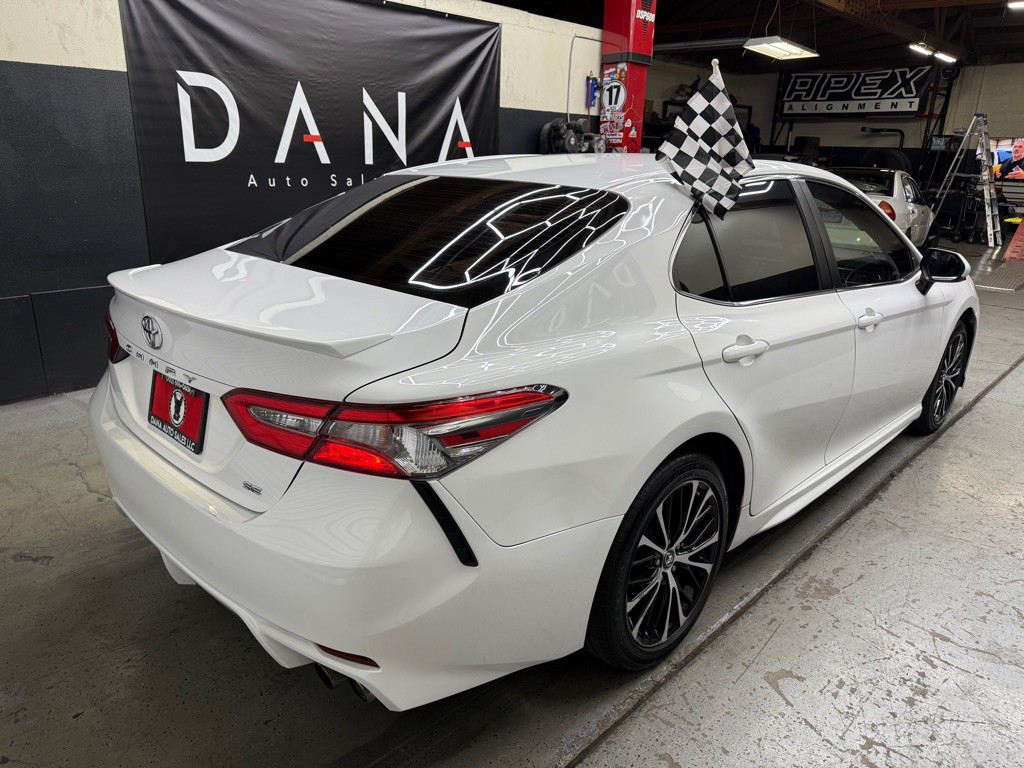 2018 Toyota Camry Image 5