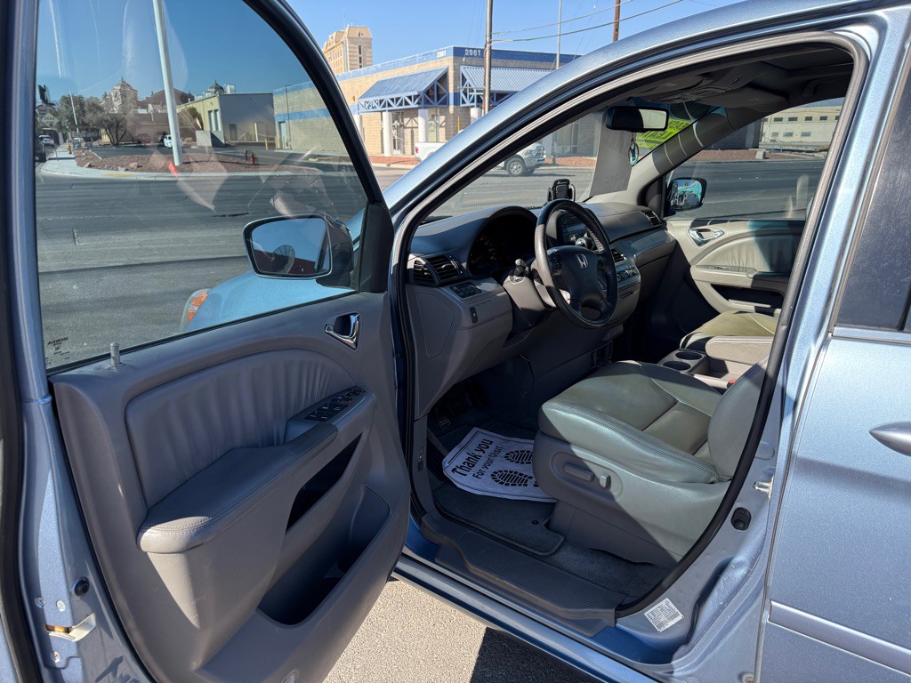 2008 Honda Odyssey Image 6