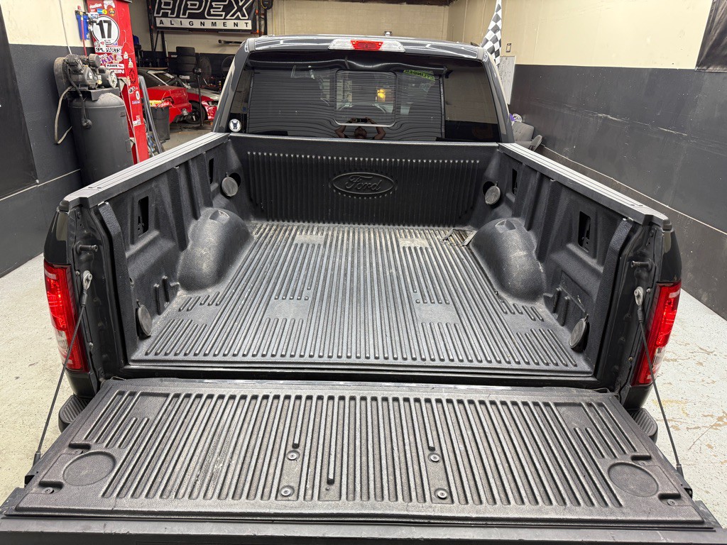 2016 Ford F-150 Image 9