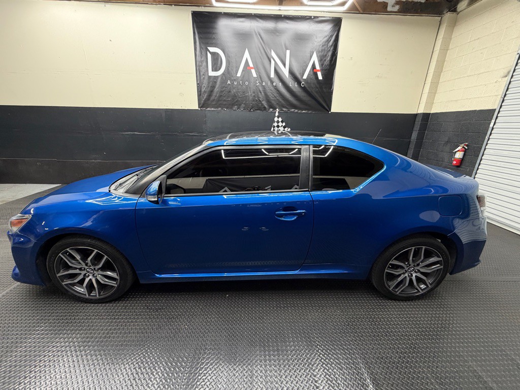 2015 Scion tC Image 3