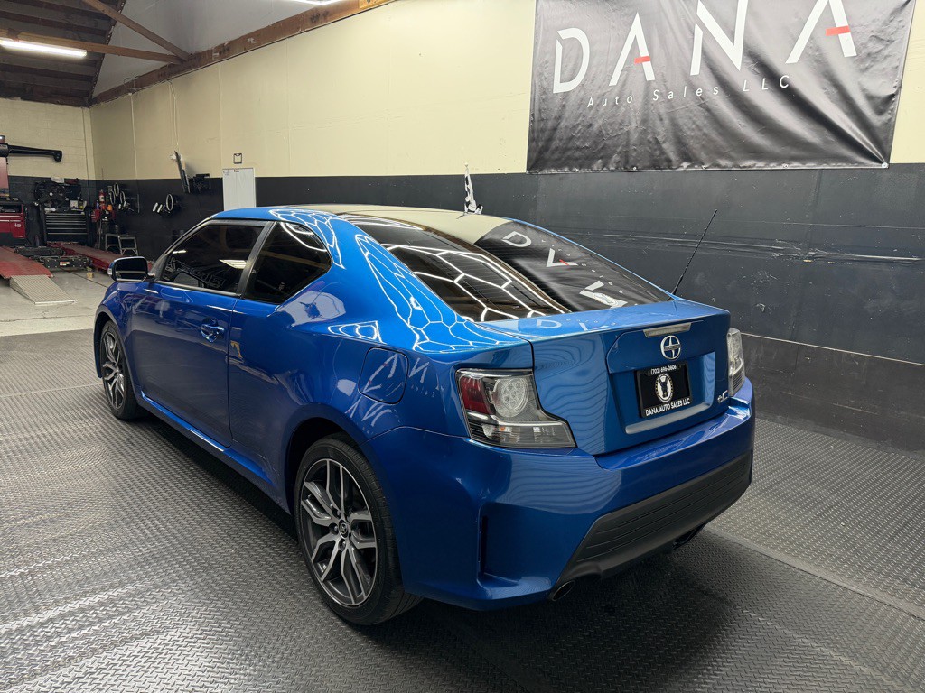 2015 Scion tC Image 4