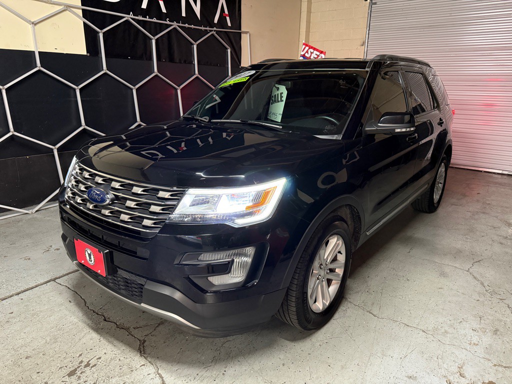 2017 Ford Explorer Image 2