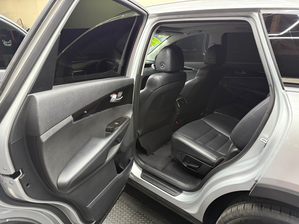2020 Kia Sorento Image 8