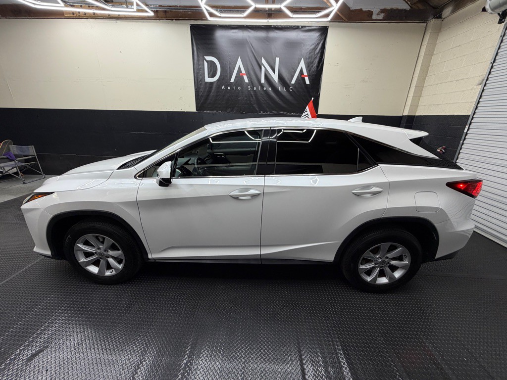 2017 Lexus RX Image 3