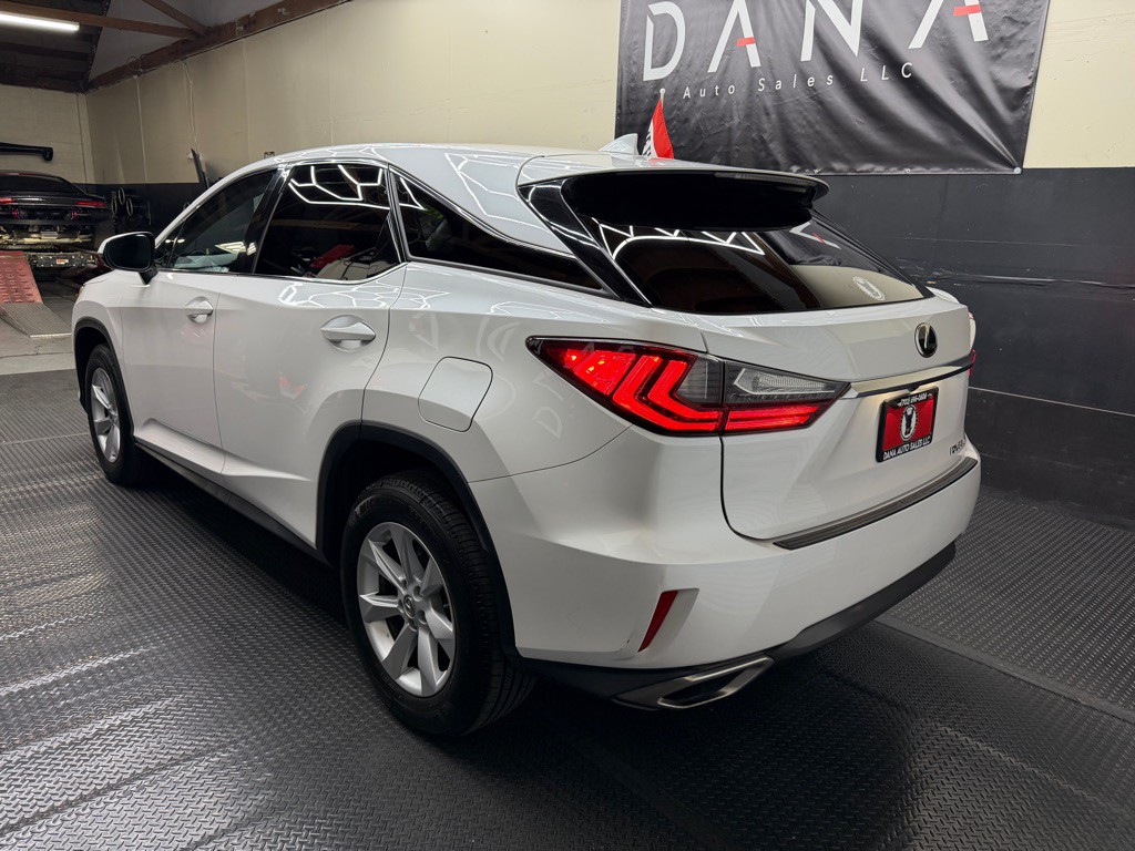 2017 Lexus RX Image 4